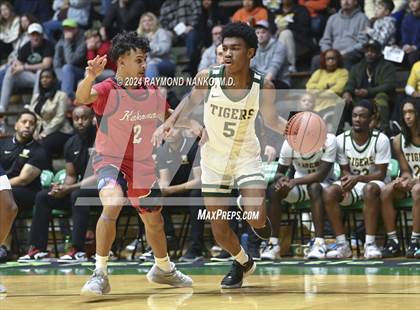 Thumbnail 2 in Kokomo vs Indianapolis Crispus Attucks (Hall of Fame Game)  photogallery.