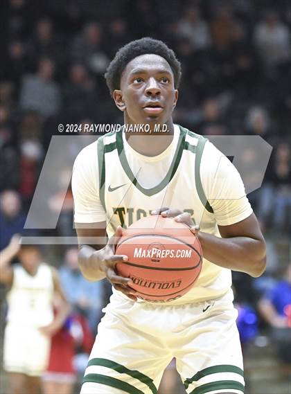 Thumbnail 2 in Kokomo vs Indianapolis Crispus Attucks (Hall of Fame Game)  photogallery.