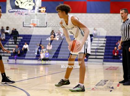 Thumbnail 3 in Helix vs. Mission Bay (San Diego Tip-Off Challenge) photogallery.