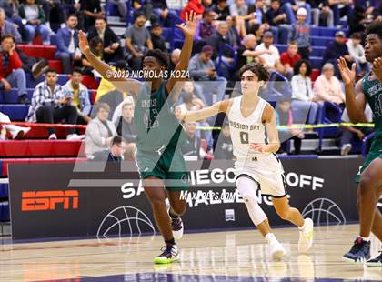 Thumbnail 2 in Helix vs. Mission Bay (San Diego Tip-Off Challenge) photogallery.