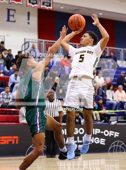 Thumbnail 3 in Helix vs. Mission Bay (San Diego Tip-Off Challenge) photogallery.