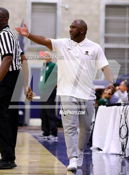 Thumbnail 1 in Helix vs. Mission Bay (San Diego Tip-Off Challenge) photogallery.