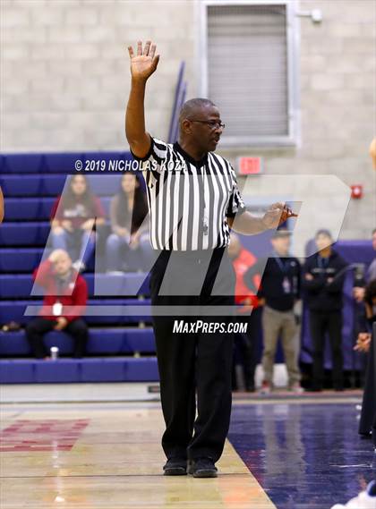 Thumbnail 1 in Helix vs. Mission Bay (San Diego Tip-Off Challenge) photogallery.