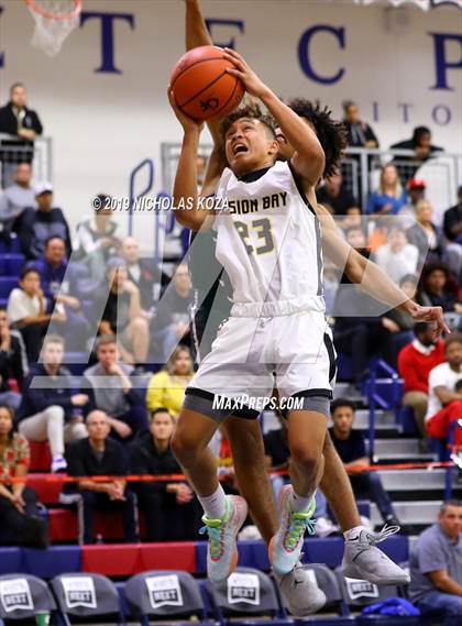 Thumbnail 1 in Helix vs. Mission Bay (San Diego Tip-Off Challenge) photogallery.