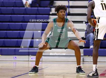 Thumbnail 2 in Helix vs. Mission Bay (San Diego Tip-Off Challenge) photogallery.