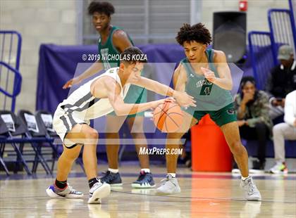 Thumbnail 2 in Helix vs. Mission Bay (San Diego Tip-Off Challenge) photogallery.