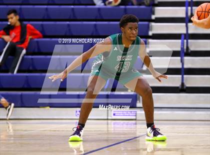 Thumbnail 2 in Helix vs. Mission Bay (San Diego Tip-Off Challenge) photogallery.