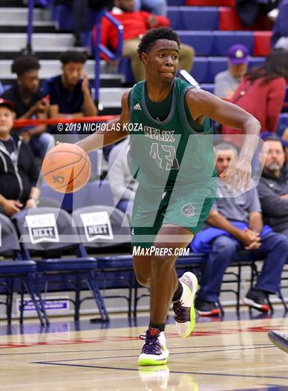 Thumbnail 1 in Helix vs. Mission Bay (San Diego Tip-Off Challenge) photogallery.