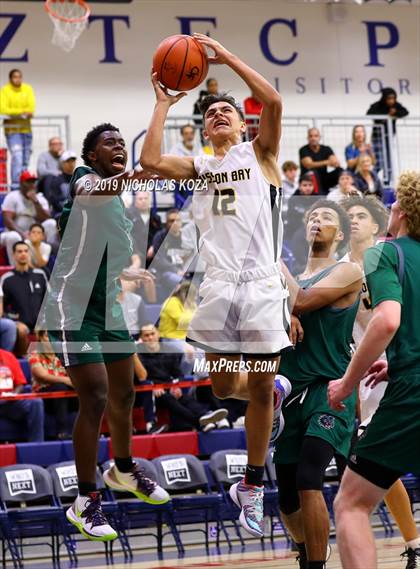 Thumbnail 3 in Helix vs. Mission Bay (San Diego Tip-Off Challenge) photogallery.
