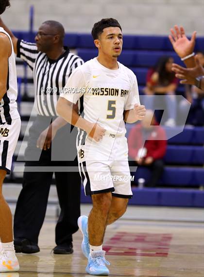Thumbnail 3 in Helix vs. Mission Bay (San Diego Tip-Off Challenge) photogallery.