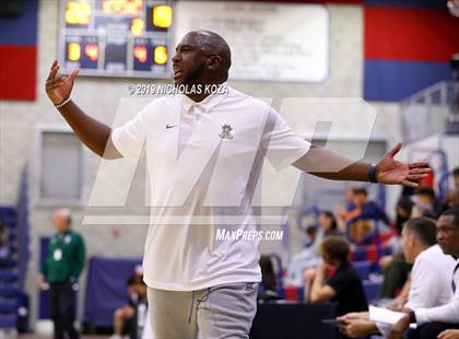 Thumbnail 3 in Helix vs. Mission Bay (San Diego Tip-Off Challenge) photogallery.