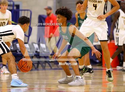 Thumbnail 1 in Helix vs. Mission Bay (San Diego Tip-Off Challenge) photogallery.