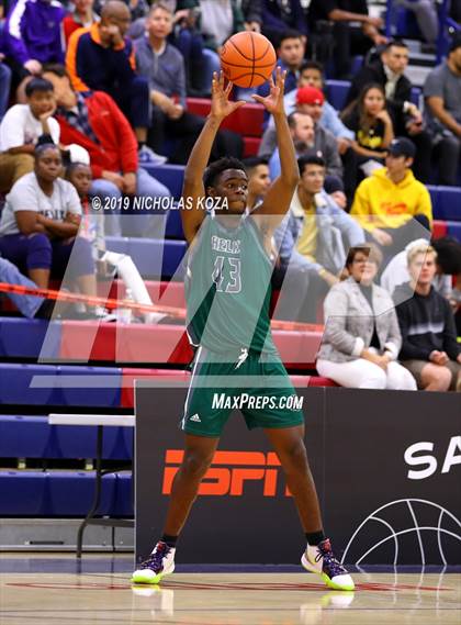 Thumbnail 3 in Helix vs. Mission Bay (San Diego Tip-Off Challenge) photogallery.