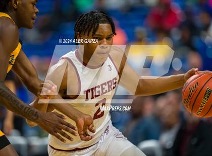 Thumbnail 2 in Silsbee vs Oak Cliff Faith Family Academy (UIL 4A Basketball Final) photogallery.