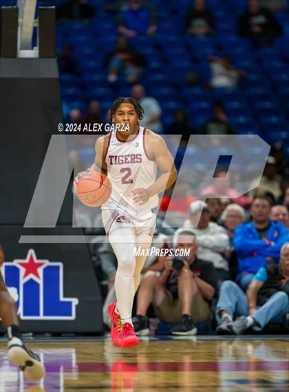 Thumbnail 1 in Silsbee vs Oak Cliff Faith Family Academy (UIL 4A Basketball Final) photogallery.