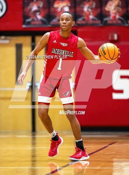 Thumbnail 2 in Seventy-First vs Jacksonville (NCHSAA 3A - Second Round) photogallery.