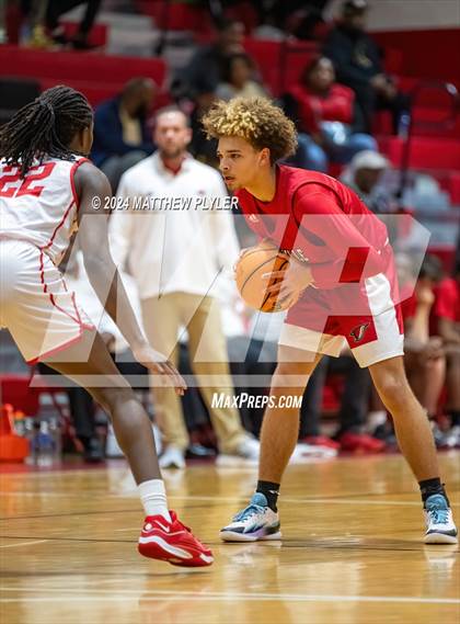 Thumbnail 3 in Seventy-First vs Jacksonville (NCHSAA 3A - Second Round) photogallery.