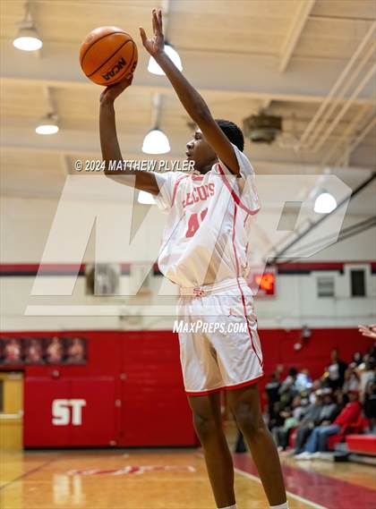 Thumbnail 3 in Seventy-First vs Jacksonville (NCHSAA 3A - Second Round) photogallery.