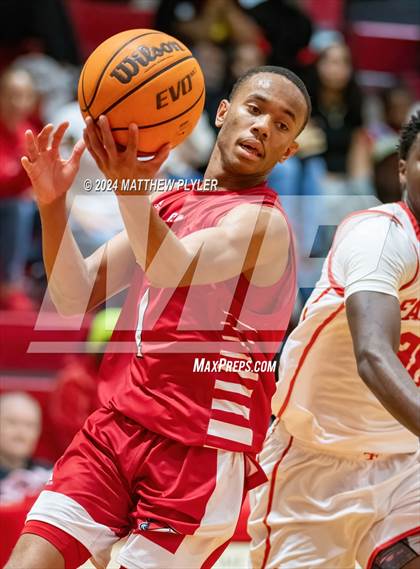 Thumbnail 3 in Seventy-First vs Jacksonville (NCHSAA 3A - Second Round) photogallery.