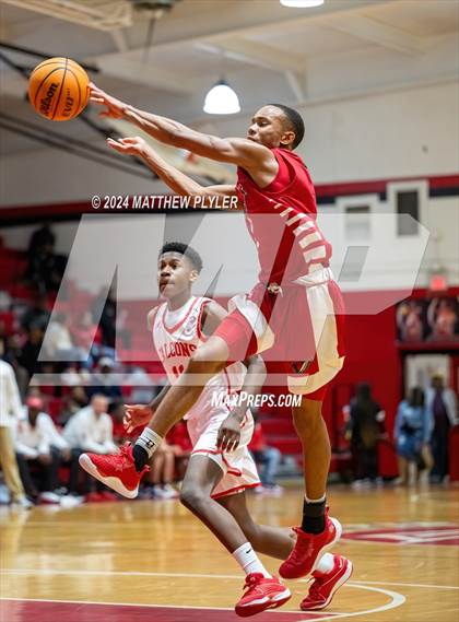 Thumbnail 3 in Seventy-First vs Jacksonville (NCHSAA 3A - Second Round) photogallery.