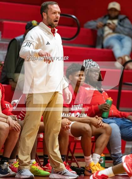 Thumbnail 2 in Seventy-First vs Jacksonville (NCHSAA 3A - Second Round) photogallery.