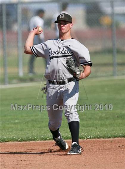 Thumbnail 2 in Stockdale @ Centennial photogallery.