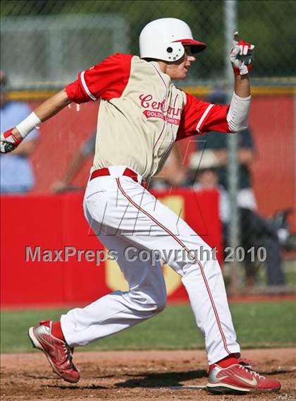 Thumbnail 3 in Stockdale @ Centennial photogallery.