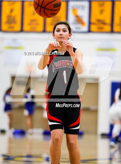 Thumbnail 3 in Fallbrook @ San Pasqual photogallery.