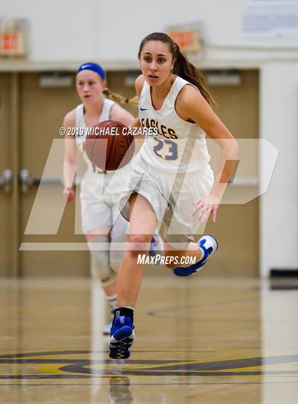 Thumbnail 2 in Fallbrook @ San Pasqual photogallery.