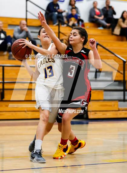 Thumbnail 1 in Fallbrook @ San Pasqual photogallery.