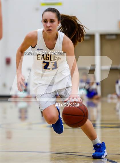 Thumbnail 1 in Fallbrook @ San Pasqual photogallery.