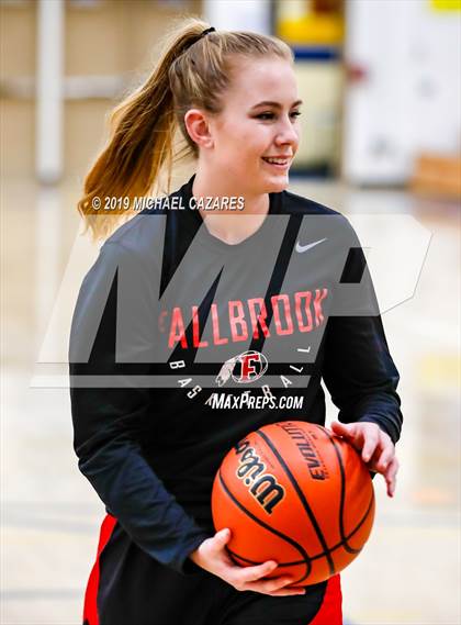 Thumbnail 2 in Fallbrook @ San Pasqual photogallery.