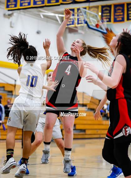 Thumbnail 1 in Fallbrook @ San Pasqual photogallery.