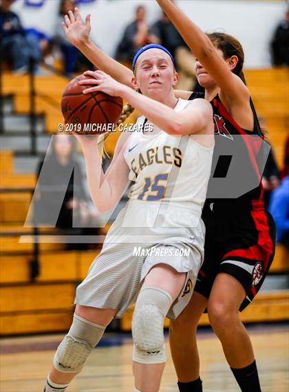 Thumbnail 2 in Fallbrook @ San Pasqual photogallery.