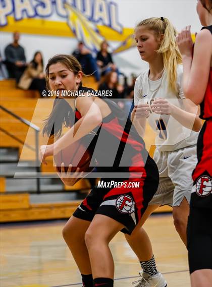 Thumbnail 1 in Fallbrook @ San Pasqual photogallery.