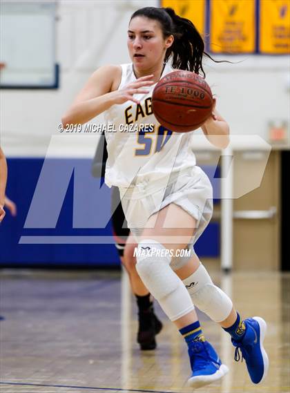 Thumbnail 3 in Fallbrook @ San Pasqual photogallery.