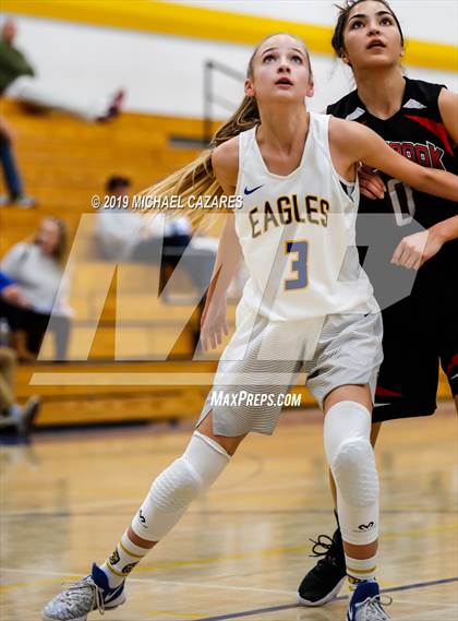 Thumbnail 1 in Fallbrook @ San Pasqual photogallery.