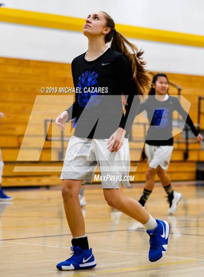 Thumbnail 2 in Fallbrook @ San Pasqual photogallery.