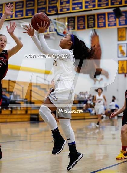 Thumbnail 2 in Fallbrook @ San Pasqual photogallery.
