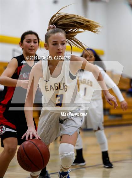 Thumbnail 1 in Fallbrook @ San Pasqual photogallery.