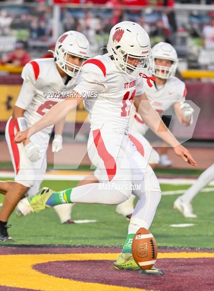 Thumbnail 2 in St. Johns vs. Scottsdale Christian Academy (AIA 2A Final) photogallery.