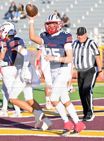 Thumbnail 1 in St. Johns vs. Scottsdale Christian Academy (AIA 2A Final) photogallery.