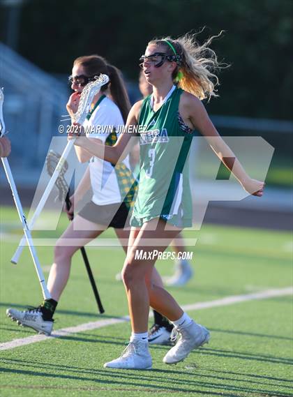 Thumbnail 2 in Royal vs. Murrieta Mesa photogallery.