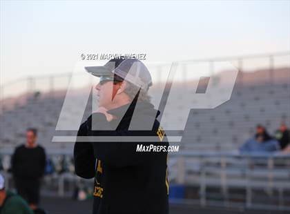 Thumbnail 1 in Royal vs. Murrieta Mesa photogallery.