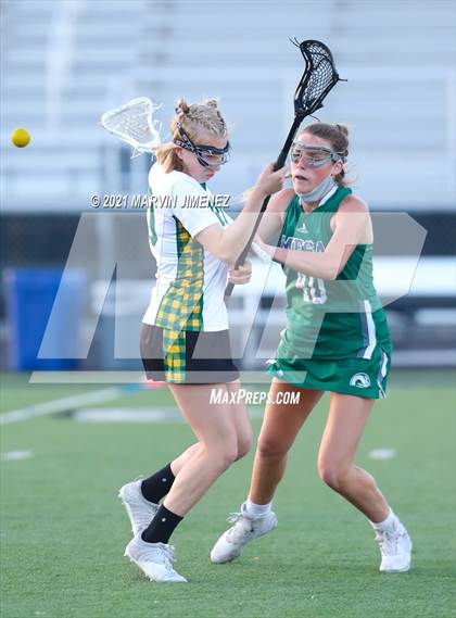 Thumbnail 3 in Royal vs. Murrieta Mesa photogallery.