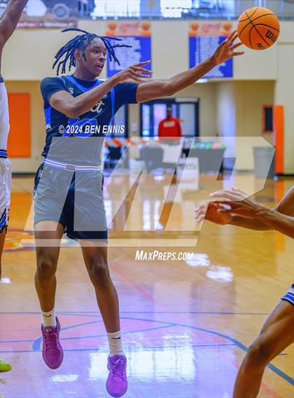 Thumbnail 2 in Newton vs. Impact Christian Academy (Peach State Explosion) photogallery.