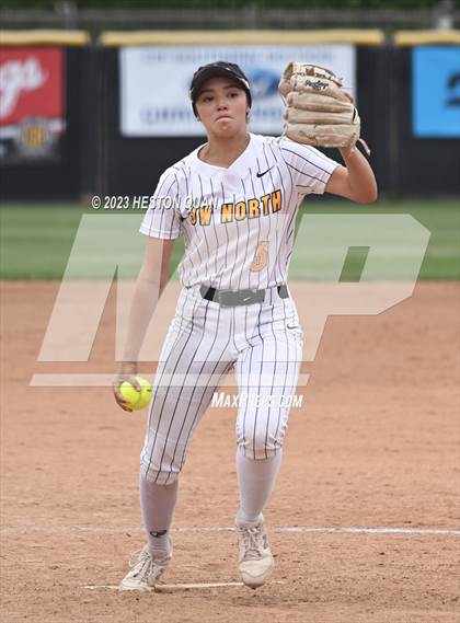 Thumbnail 1 in Village Christian vs. JW North (CIF-SS D6 Final) photogallery.