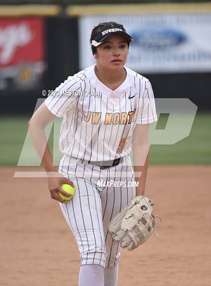 Thumbnail 2 in Village Christian vs. JW North (CIF-SS D6 Final) photogallery.