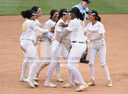 Thumbnail 3 in Village Christian vs. JW North (CIF-SS D6 Final) photogallery.