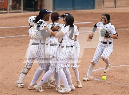 Thumbnail 2 in Village Christian vs. JW North (CIF-SS D6 Final) photogallery.